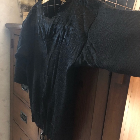 Uno & Una vintage sweater satin cut out flowers shiny knit v back elbow sleeves - Picture 6 of 12